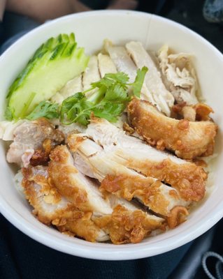Kindi Chicken Rice by null