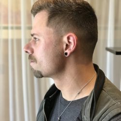 B’s Hair Studio - Men's haircut and color