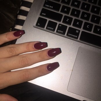 Prim Nails Spa Lounge - Nail Salons Near Me - Happy Valley, Oregon