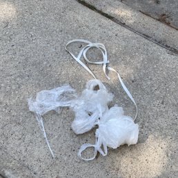 HORRIBLE DELIVERY SERVICE HORRIBLE DELIVERY SERVICE