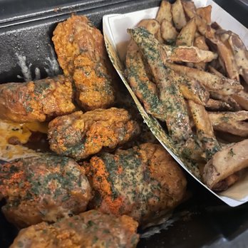 Wingstop - Hotbox meal. - Chicken Wings Near Me - Taylorsville, Utah Wingstop - Hotbox meal. - Chicken Wings Near Me - Taylorsville, Utah