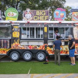 Big Chef Halal Food Truck - Big Chef Halal Food Truck