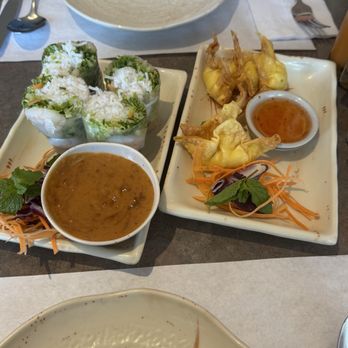 Maliwan Thai Restaurant - spring rolls and crab rangoons - Thai Near Me - Essex, Vermont Maliwan Thai Restaurant - spring rolls and crab rangoons - Thai Near Me - Essex, Vermont