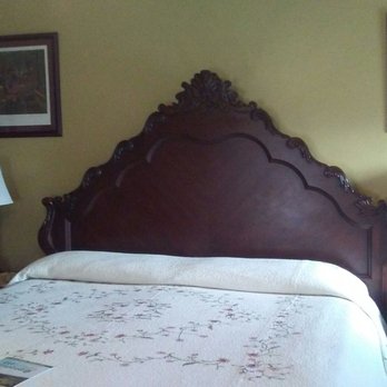 The Keystone Inn Bed and Breakfast - Our bedroom - Hotels Near Me - Gettysburg, Pennsylvania The Keystone Inn Bed and Breakfast - Our bedroom - Hotels Near Me - Gettysburg, Pennsylvania