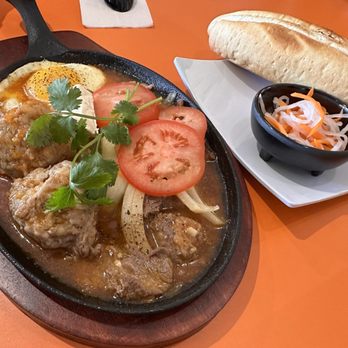 Streets Pho & Grill - Meatball plate with a fried egg, cheese & baguette - Vietnamese Near Me - Santee, California