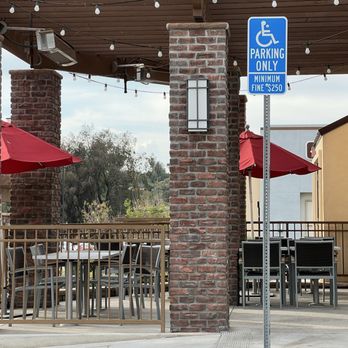 Habit Burger & Grill - Outdoor patio - Burgers Near Me - Diamond Bar, California