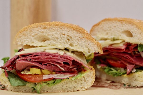 Sam's Italian Deli & Market by null