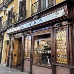 Plaza de Santa Ana - In the plaza of Santa Ana