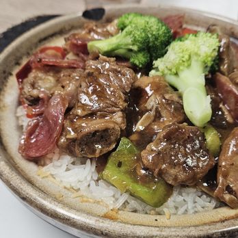 Nature Pagoda - Ribs w/ Black Bean Sauce Clay Pot Rice - Cantonese Near Me - San Gabriel, California