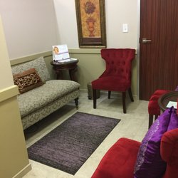 La Viva's Weight Loss and Medi Spa - Beautiful consolation area