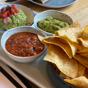Buena Vida - GUACAMOLE, SALSA ROJA, & SALSA MATCHA - Mexican Near Me - Arlington, Virginia