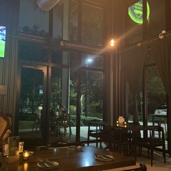 Thorn - Cocktail Bars Near Me - Miami, Florida