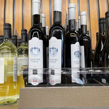 ALDI - bottles of wine on a shelf in a store - Grocery Near Me - Katy, Texas