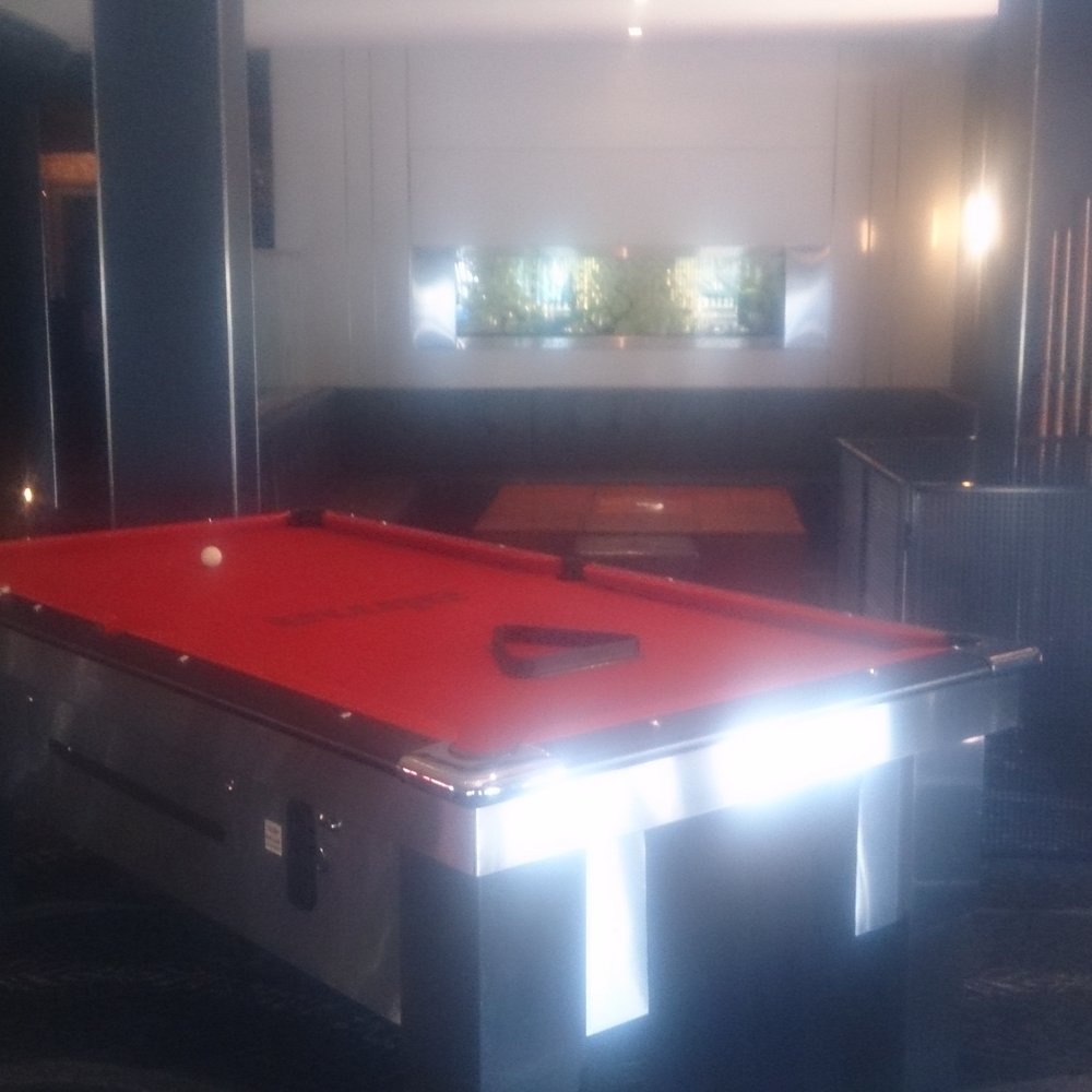 Alma Tavern - A Pool Table - Bars Near Me - Norwood, SA