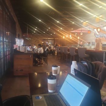Schmooze - Seating - Coffee & Tea Near Me - Scottsdale, Arizona