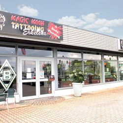 Magic Moon Tattooing - Außenansicht