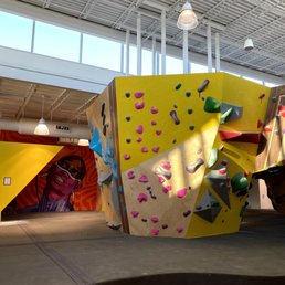 Beautiful gym with great lighting! Beautiful gym with great lighting!