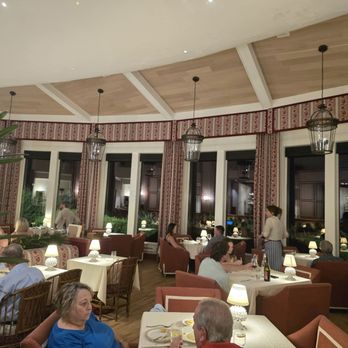 Theodosia - Restaurant interior - Seafood Near Me - Duck, North Carolina Theodosia - Restaurant interior - Seafood Near Me - Duck, North Carolina