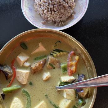 Sisaket Thai Kitchen - Brown Rice (top) and Green Curry (bottom) - Thai Near Me - Martinez, California