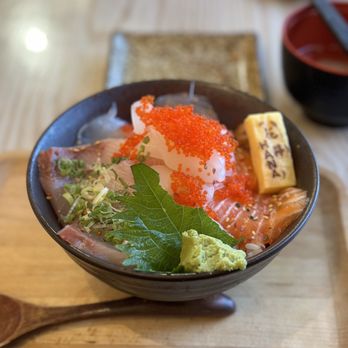 Hana Don - Tsukiji don - Japanese Near Me - Toronto, Ontario