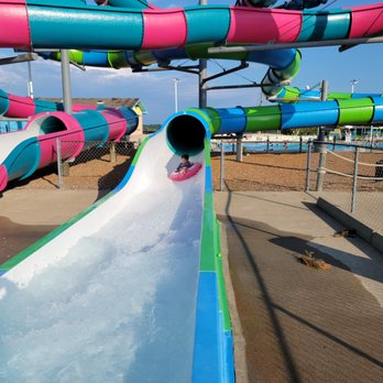 Nashville Shores - Twin Cyclones (36"+ Waterslides) - RV Parks Near Me - Hermitage, Tennessee