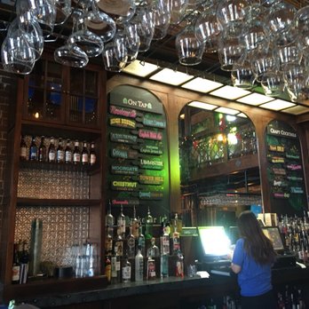 Hopskeller Brewing - Inside - Brewpubs Near Me - Waterloo, Illinois
