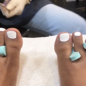 Cosmo Beauty Bar - poorly done toes, painted on my skin - Nail Salons Near Me - Washington, DC, District of Columbia