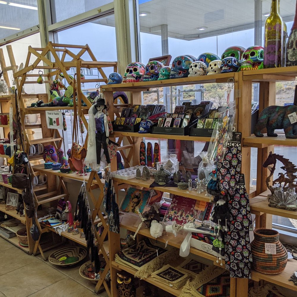 Fox I-10 Chevron - Gifts - Souvenir Shops Near Me - Deming, New Mexico