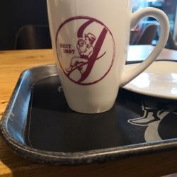 Junge Die Bäckerei - Kakao schnell alle...