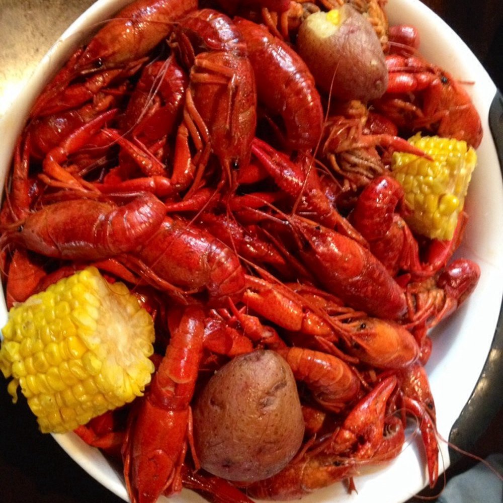 Texas Crawfish - Some big ass crawfish considering it's still pretty early in the season.  YUM. - Food Trucks Near Me - Spring, Texas