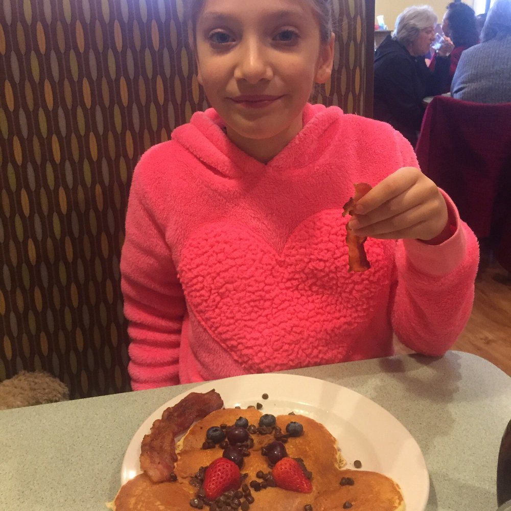 Fresh Start Cafe - Kid's menu: chocolate chip Bear - Breakfast & Brunch Near Me - Elmhurst, Illinois