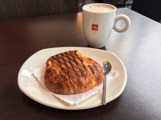 espressamente illy by null