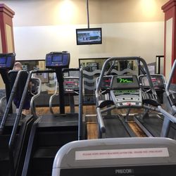 Powerhouse Gym Aiea - Cardio area