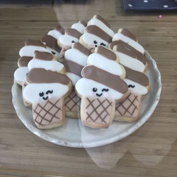 Milk & Cookies Bakeshop - Cutest sugar cookies - Desserts Near Me - Edmonton, Alberta Milk & Cookies Bakeshop - Cutest sugar cookies - Desserts Near Me - Edmonton, Alberta