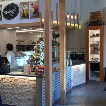 Mingle Juice Bar - Ordering counter - Juice Bars & Smoothies Near Me - Glenview, Illinois