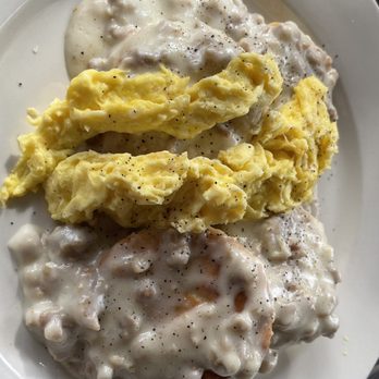 Galaxy Diner - Biscuits & gravy with egg - Diners Near Me - New York, New York Galaxy Diner - Biscuits & gravy with egg - Diners Near Me - New York, New York