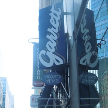 Garrett Popcorn Shops - Popcorn Shops Near Me - Chicago, Illinois Garrett Popcorn Shops - Popcorn Shops Near Me - Chicago, Illinois