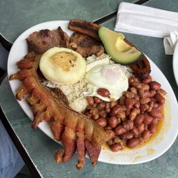 Bandeja Paisa
