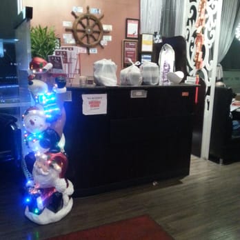 FEY Restaurant - Doing a brisk take out business tonight ( Christmas) - Szechuan Near Me - Menlo Park, California