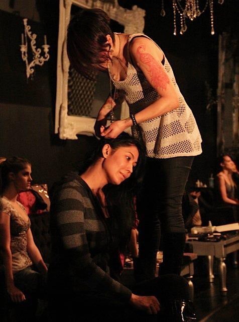 Robbina Haircuts Logo