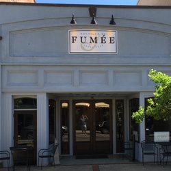 Boutique de Fumee - Front Entrance