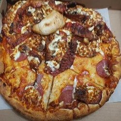 Cantine Chez Richard - Pizza de chez Cantine RIchard