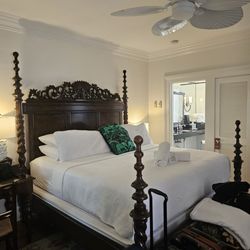 The Gardens Hotel - Tall Bed - Im 5'5", need stepstool to get on it. NG after drinking!