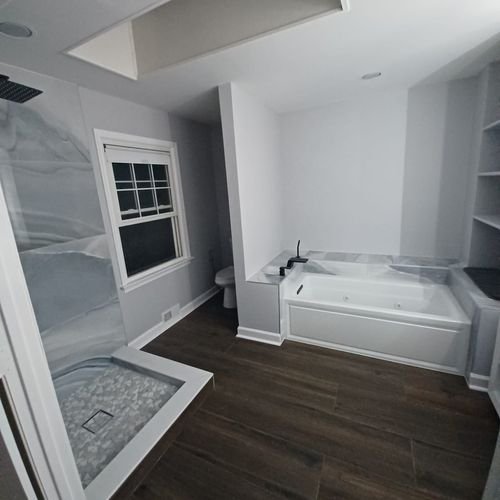 Slide of Perla Construction