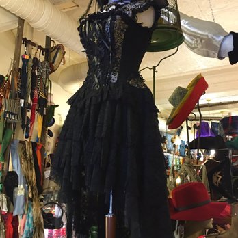 La France - Wench sexy= Wexy or sench? - Antiques Near Me - Tampa, Florida