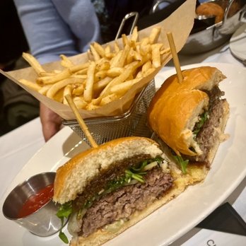 Stoney River - The juicy, delicious burger. - Steakhouses Near Me - Annapolis, Maryland Stoney River - The juicy, delicious burger. - Steakhouses Near Me - Annapolis, Maryland