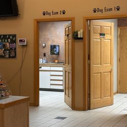 Fairwood Animal Hospital - Clean, organized, and professional!