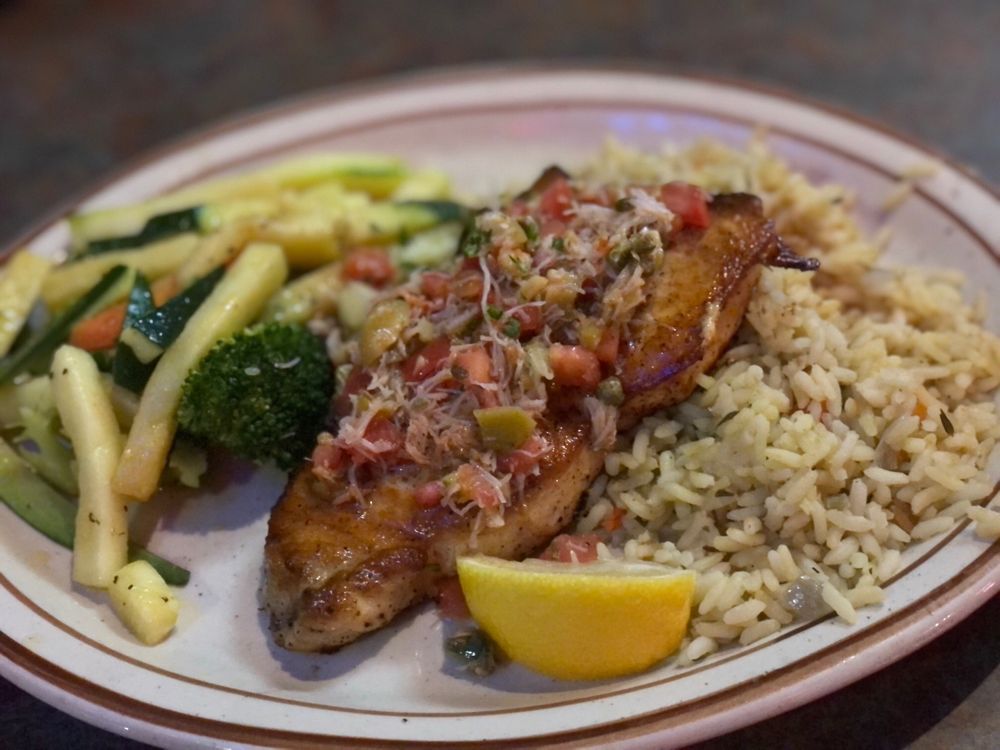 BIG FISH SEAFOOD GRILL & BAR 530 Photos & 619 Reviews 414 S Main St