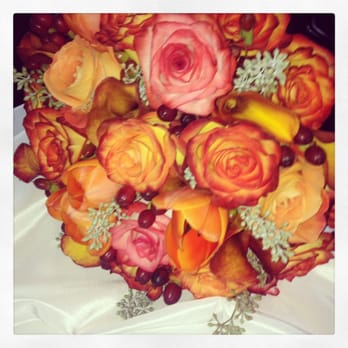 Rosedale Floral Design - My gorgeous bouquet with fall colors used in my wedding. - Floral Designers Near Me - Brisbane, California Rosedale Floral Design - My gorgeous bouquet with fall colors used in my wedding. - Floral Designers Near Me - Brisbane, California