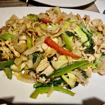 Bamboo Penny's - Pad Kee Mow Noodle. - Thai Near Me - Leawood, Kansas Bamboo Penny's - Pad Kee Mow Noodle. - Thai Near Me - Leawood, Kansas